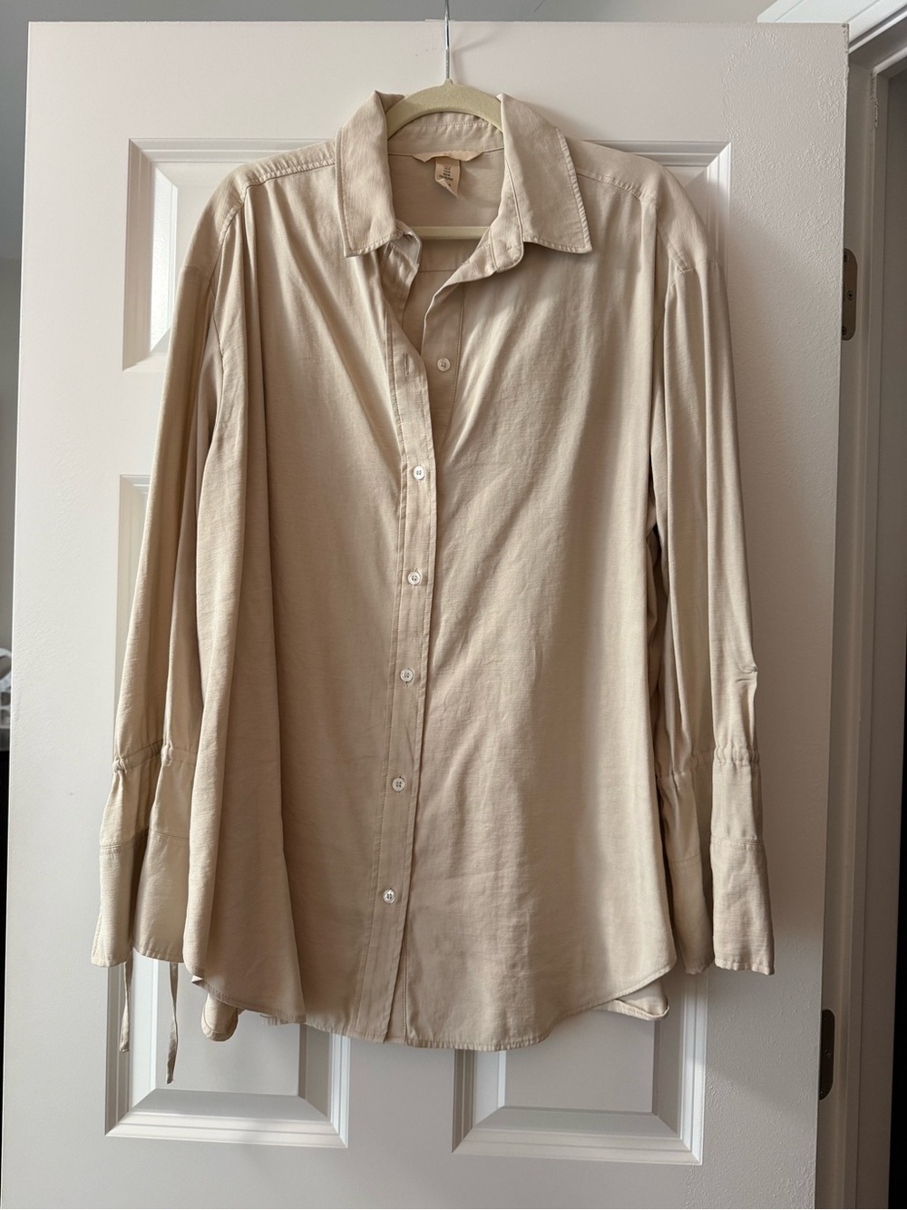H&M Beige Long-Sleeve Casual Button-Down Shirt